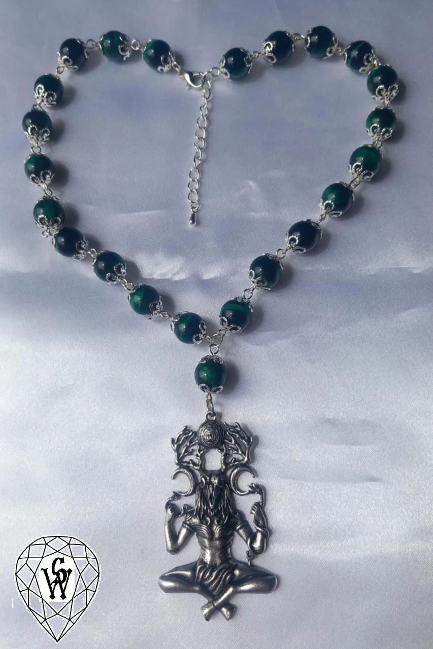 Cernunnos necklace adorned with natural green tiger's eye beads – photo 2